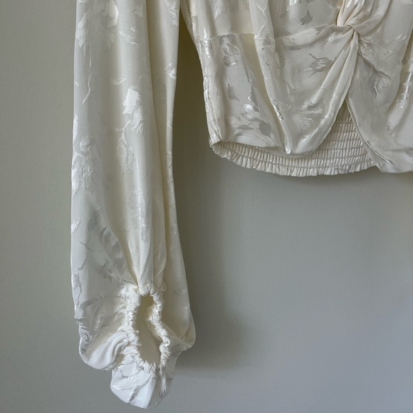 Zara blouse twist crop top - Picture 9 of 9